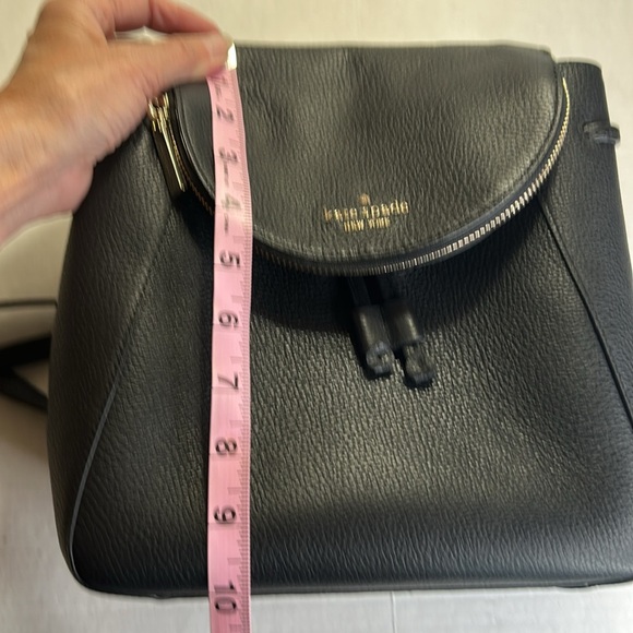 KATE SPADE LIELA MEDIUM FLAP BLACK BACKPACK DRAWSTRING LEATHER BAG - Picture 10 of 15